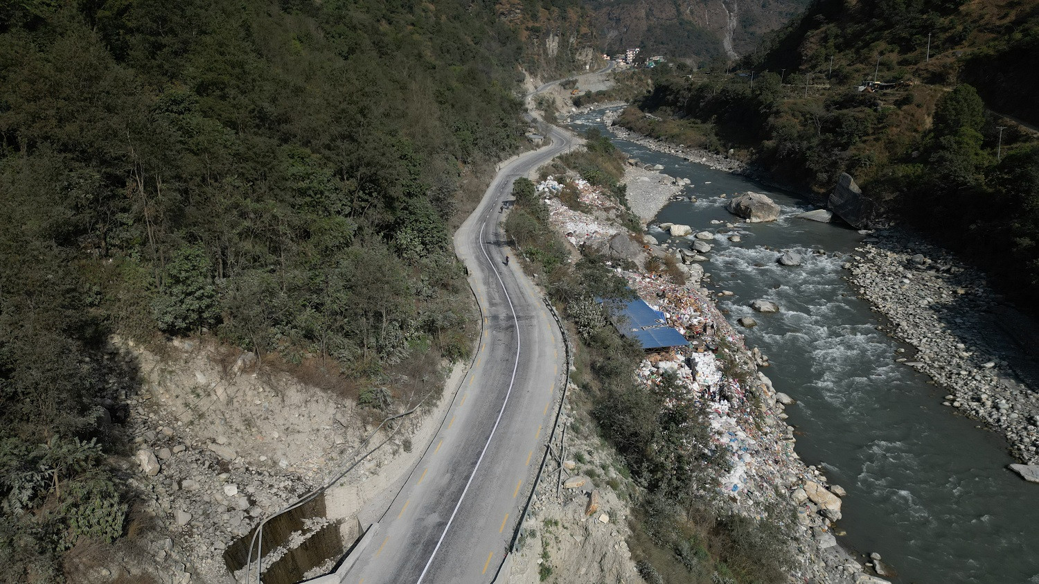 चौबीस महिना ठेक्का अवधि भएको योजना एक वर्षमै निर्माण